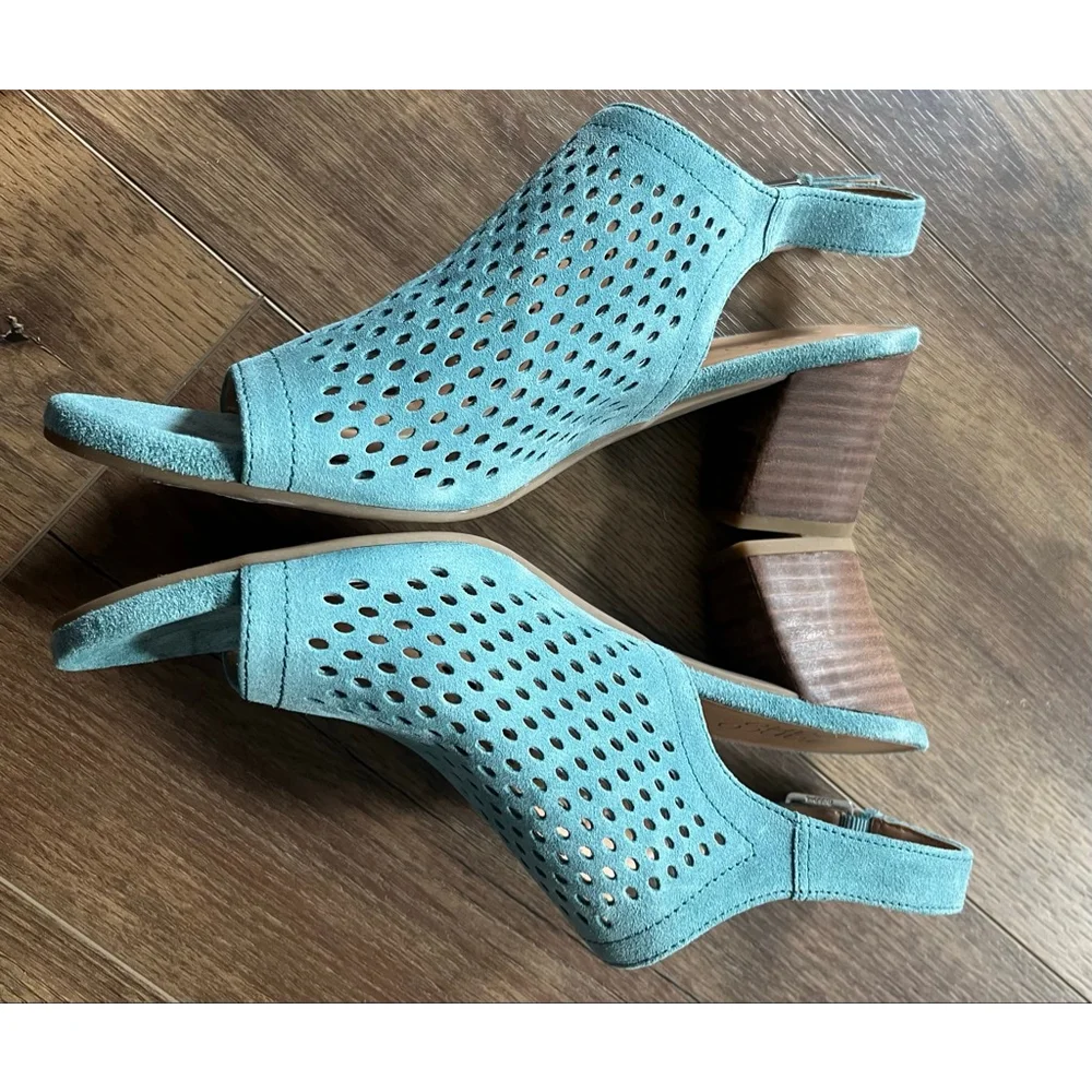 Franco Sarto Monaco suede dress sandals size 10